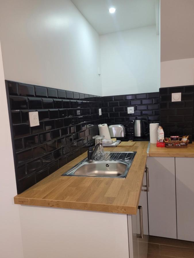 Coquet Appartement A 15Mn De Paris Et 10 Mn De Stade De France, Wifi, Netflix, Groslay Luaran gambar
