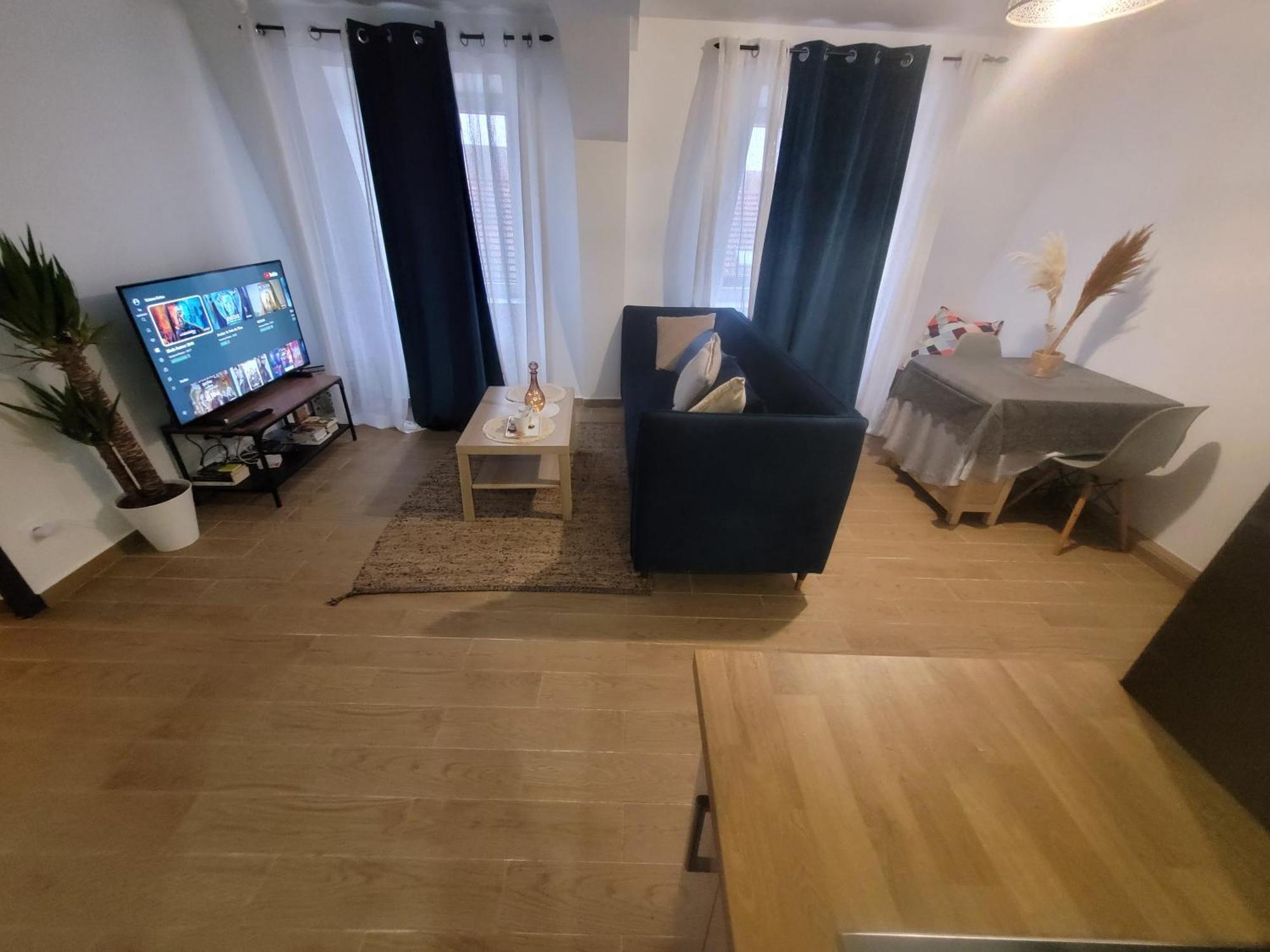 Coquet Appartement A 15Mn De Paris Et 10 Mn De Stade De France, Wifi, Netflix, Groslay Luaran gambar