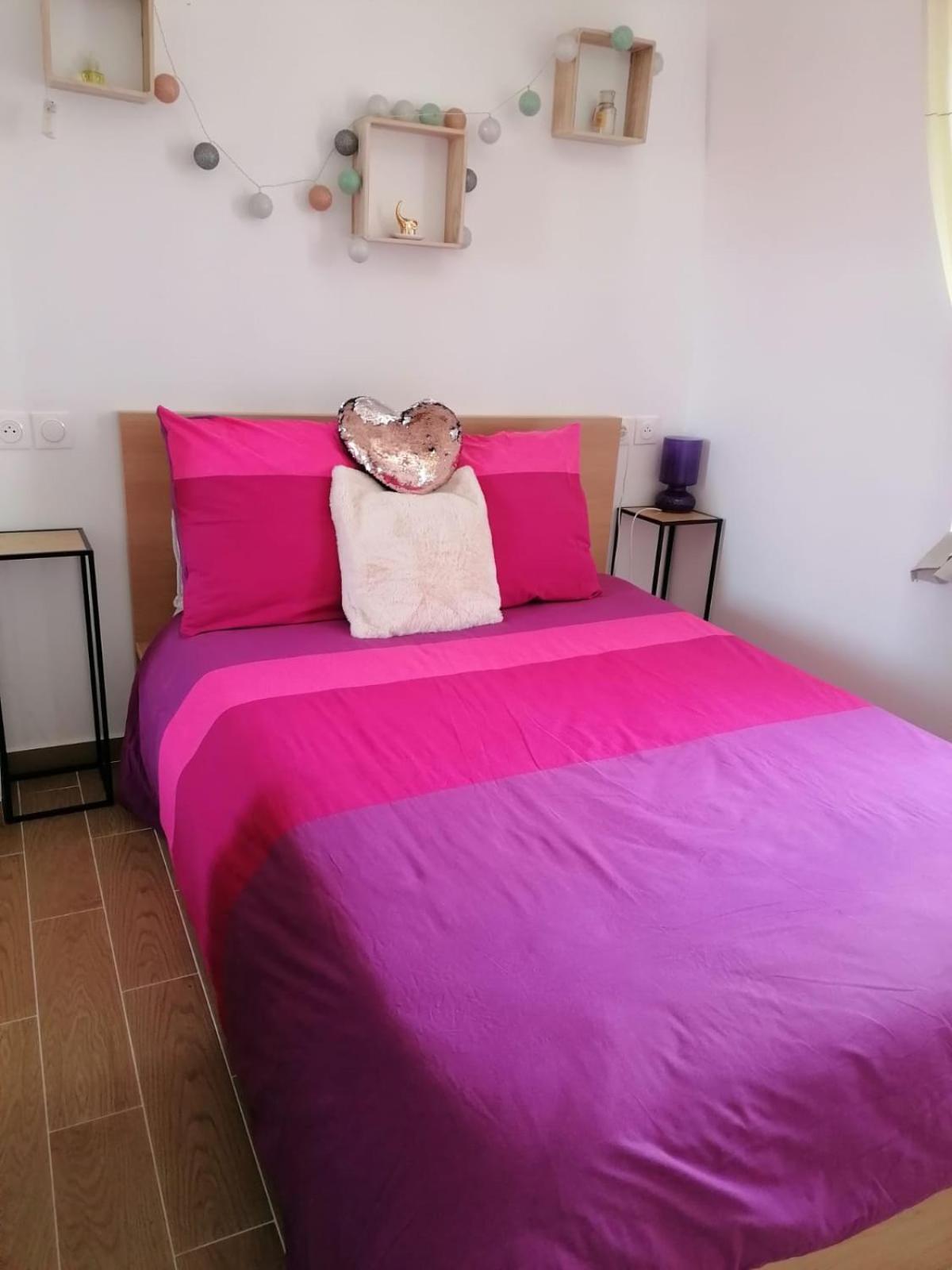 Coquet Appartement A 15Mn De Paris Et 10 Mn De Stade De France, Wifi, Netflix, Groslay Luaran gambar