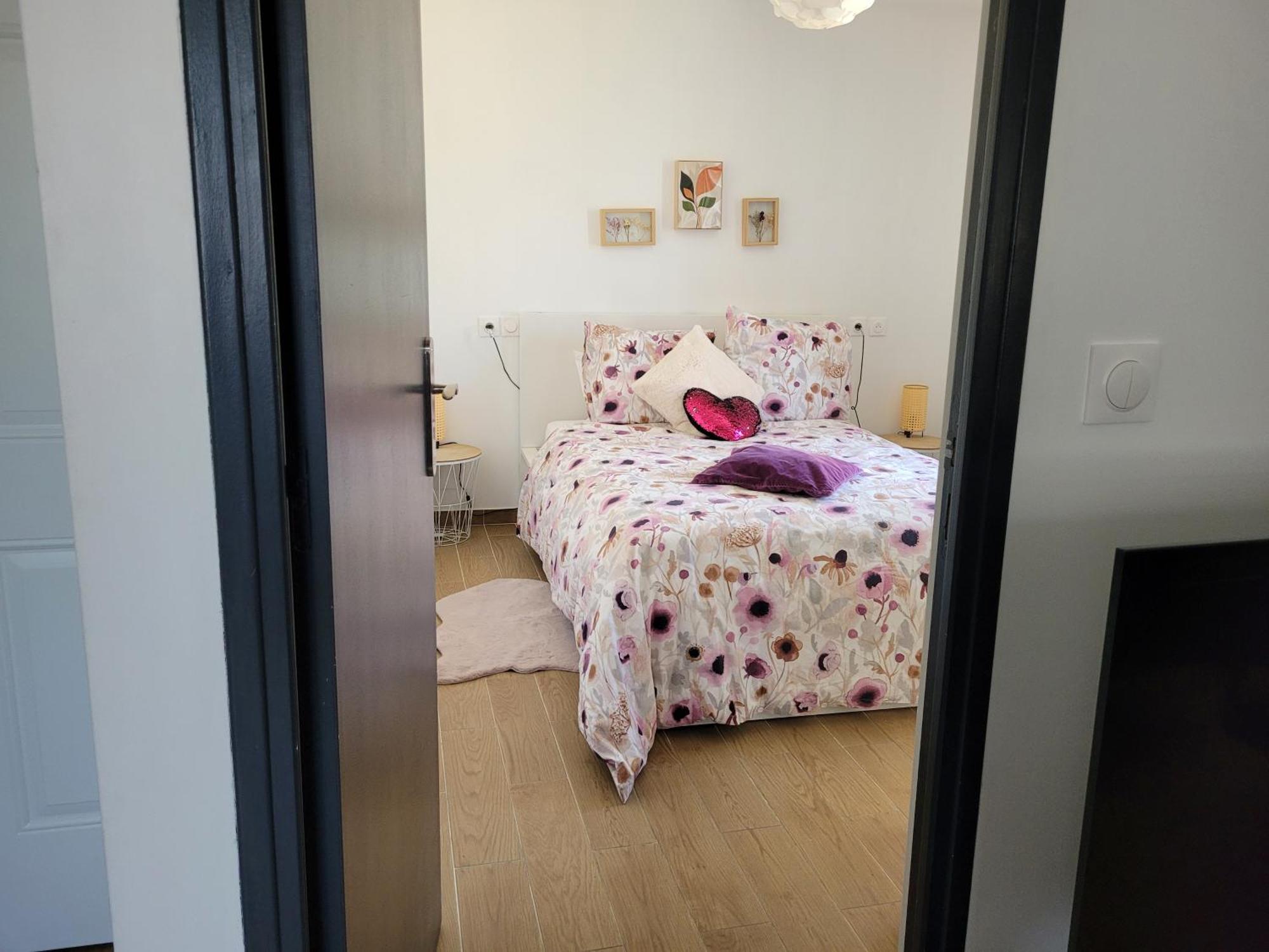 Coquet Appartement A 15Mn De Paris Et 10 Mn De Stade De France, Wifi, Netflix, Groslay Luaran gambar