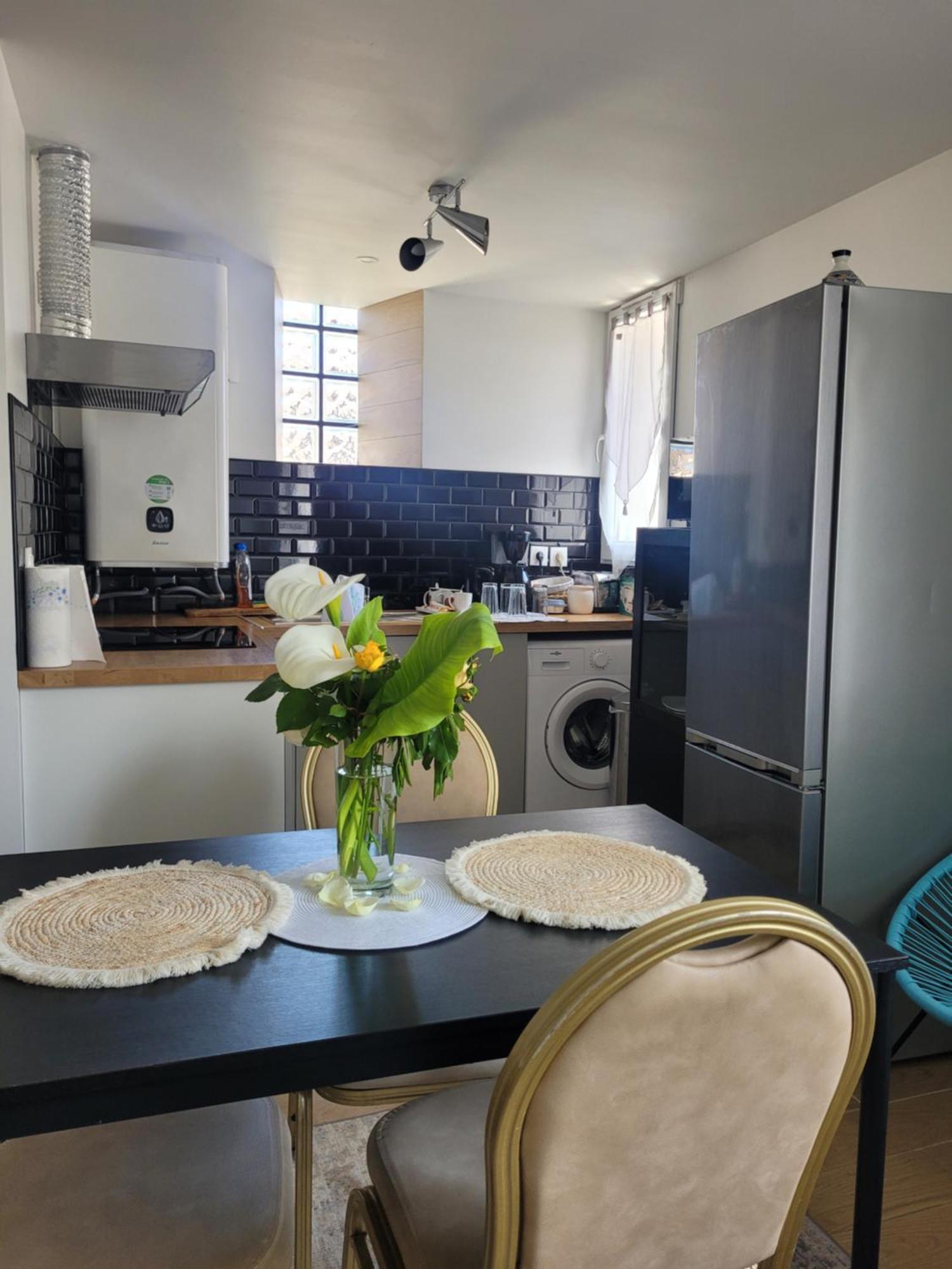 Coquet Appartement A 15Mn De Paris Et 10 Mn De Stade De France, Wifi, Netflix, Groslay Luaran gambar